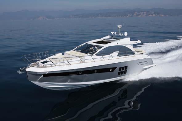 AZIMUT 55S - CARATTERISTICHE TECNICHE Lunghezza fuori tutto Length overall 17.29 m (56 8 ) Lunghezza scafo Hull length 15.35 m (50 4 ) Larghezza al baglio Beam (at main section) 4.