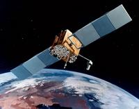 SEGMENTO DI CONTROLLO STAZIONI A TERRA CHE RICEVONO I SEGNALI TRASMESSI DAI SATELLITI, PROVVEDONO A MONITORARE COSTANTEMENTE L'ORBITA E AD IMPOSTARE LE NECESSARIE CORREZIONI DI ROTTA (OGNI SATELLITE