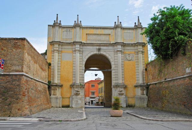 L aspetto attuale si deve a lavori di restauro eseguiti dopo la seconda guerra mondiale.