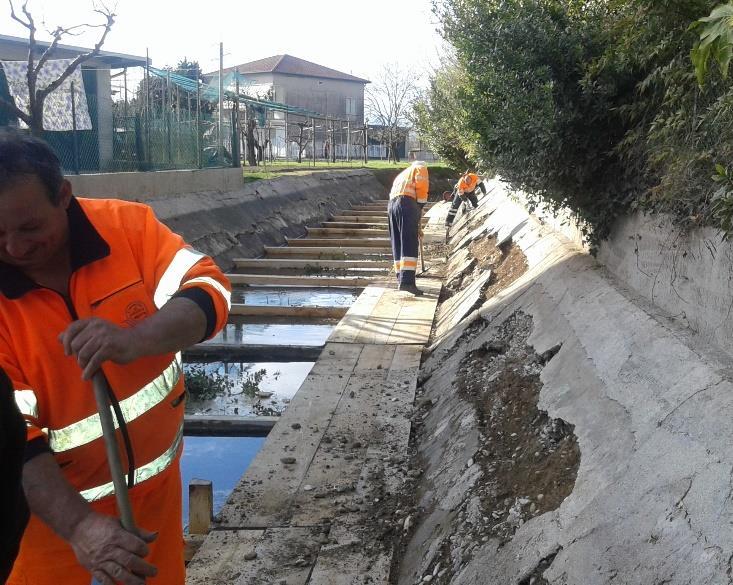 ROGGIA MOLINA A CARMIGNANO stuccatura del rivestimento della sponda destra