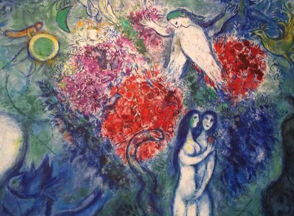Fungono da cornice gli studi preparatori, diverse vetrate istoriate, a cui Chagall si dedicò a partire dal dopo guerra con grandi risultati espressivi e dipinti vari.