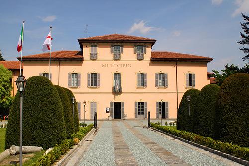 LOCATION La Residenza Le Volte sorge nel Comune di Biassono, Provincia di Monza e Brianza, più