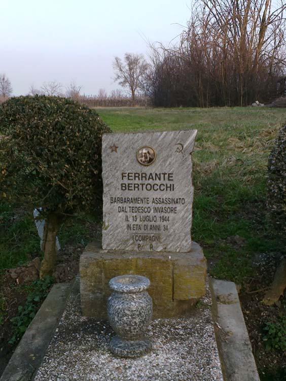 RE Castellazzo, Gavassa, Man A Ferrante Bertocchi Il monumento è in marmo bianco e consta della fotografia smaltata fiancheggiata dalla stella a cinque punte e dalla falce e martello.