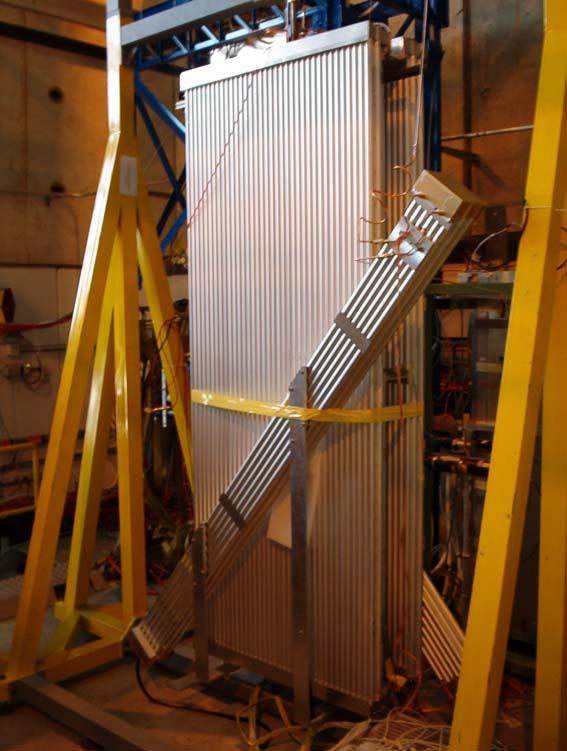 X5 test beam Fascio di µ di 100 GeV Sorgente di Cs di circa 700 GBq, γ da 662 kev, assorbitori per variare l intensità della sorgente Area