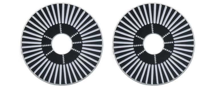These disks are manufactured out of high quality laminated color plastic to offer a very crisp