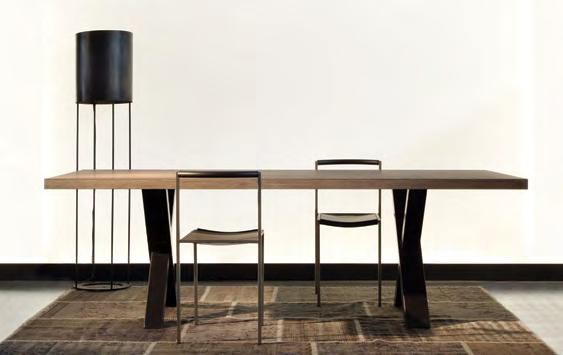 BIG IRONY ROUND TABLE BIG IRONY OVAL TABLE design: Maurizio