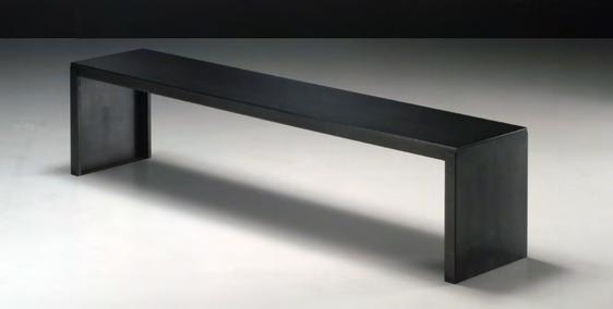 IRONY PAD BENCH design: Maurizio Peregalli 2003 Struttura: colore nero ramato - bianco