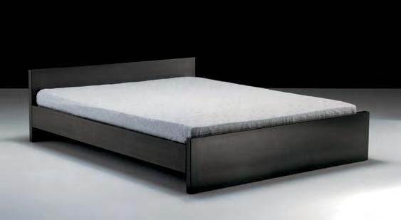 IRONY BED design: Maurizio Peregalli 2003 Struttura: lamiera fosfatata nero