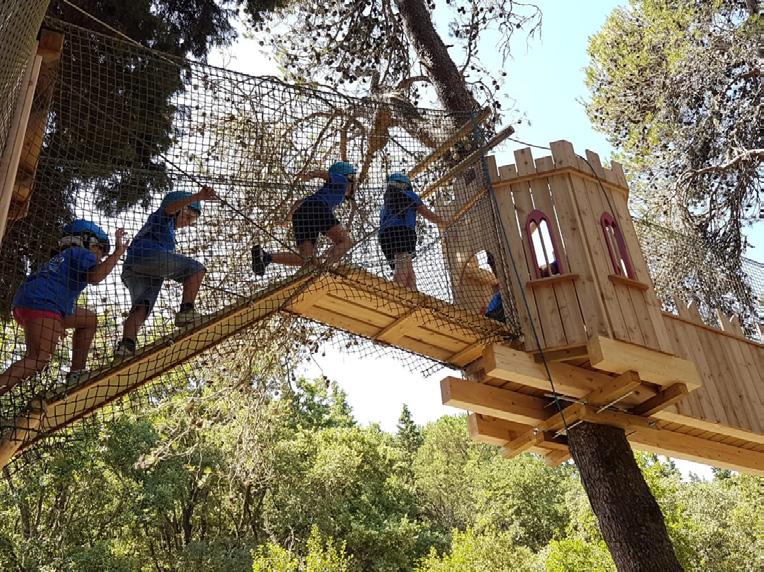 L AREA BABY: MINI JUNIOR, JUNIOR GIALLO, JUNIOR AZZURRO, La Colorata CASETTA SULL ALBERO con lunghi scivoli e il NUOVISSIMO