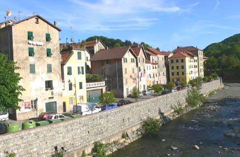 Torrente Angassino infrastrutture stradali e ferroviarie esistenti di rilievo sovra comunale/ B1 PROFILO DESCRITTIVO SINTETICO Comune / Località : Campoligure Capoluogo Stato attuale dell area e