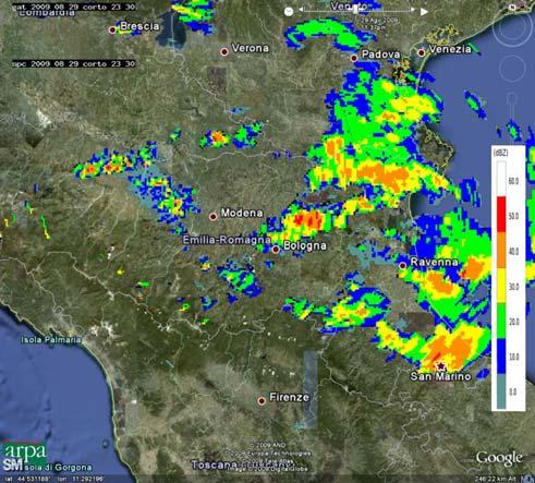 ferrarese, mentre successivamente si rafforza una linea di precipitazione intensa lungo il Po tra le province di Reggio