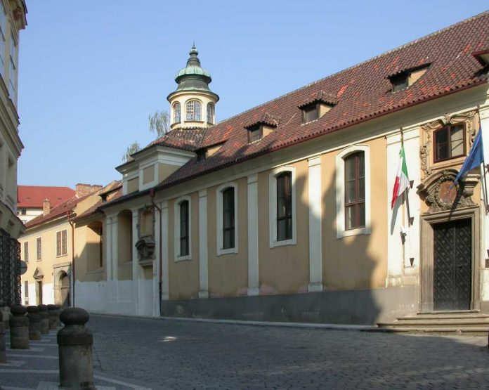 Praga 2019, il cui tema è l Italianità, sarà ospitata dal 17 al 25 gennaio nella Cappella barocca dell Istituto Italiano di Cultura (IIC) della capitale ceca.