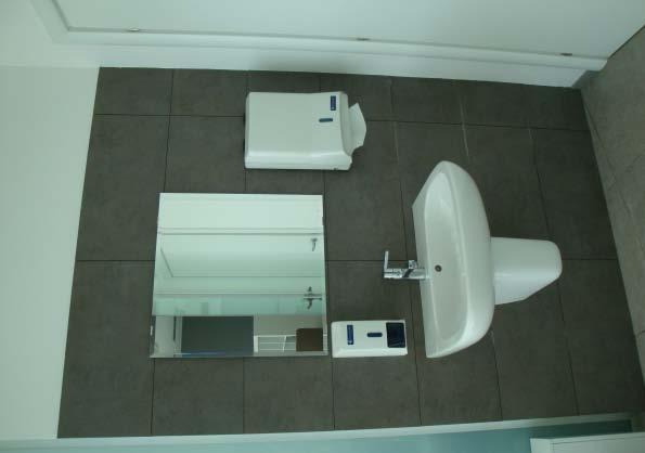 Foto n 14: BAGNO Geom. Salvatore Tomaselli - Via A.