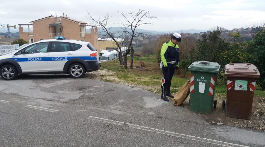 rifiuti Collaborazione Cosmari, Carabinieri