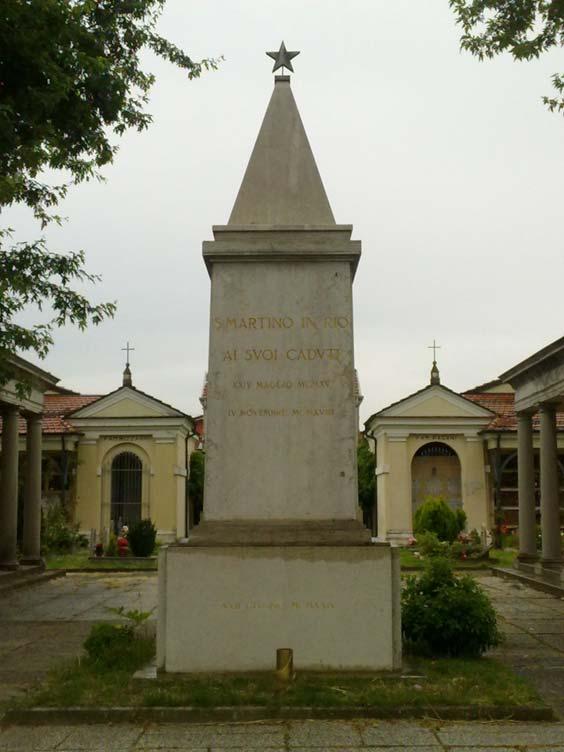 Ai Caduti della Lotta di Liberazione ai Civili e Deportati Si tratta del vecchio monumento dedicato ai caduti della grande guerra che originariamente era collocato nel giardino antistante alla rocca.