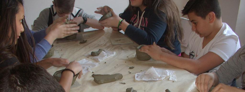 Nel primo pomeriggio ci rechiamo al Museo della Ceramica dove proviamo le nostre abilità nel