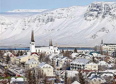 PROGRAMMA 1 giorno: ROMA/MILANO - REYKJAVIK Ritrovo dei partecipanti in aeroporto, in tempo utile alle operazioni di check-in. Partenza con volo Lufthansa via Francoforte.