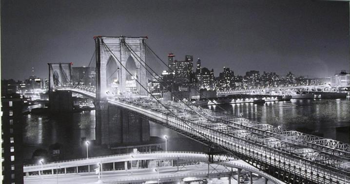 S T A M P A su T E L A con STRASS codice 13870 32 Brooklyn bridge at night -