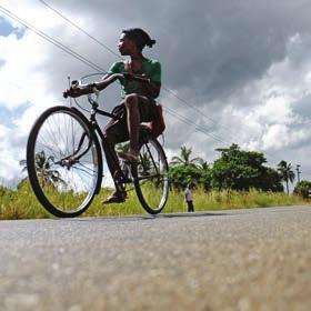 mozambicani liberamente tradotte da Mani Tese.