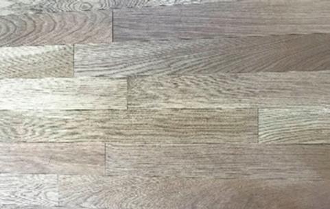 Pavimenti Soggiorno-camere e disimpegno: pavimento in listoni maschiati di parquet in