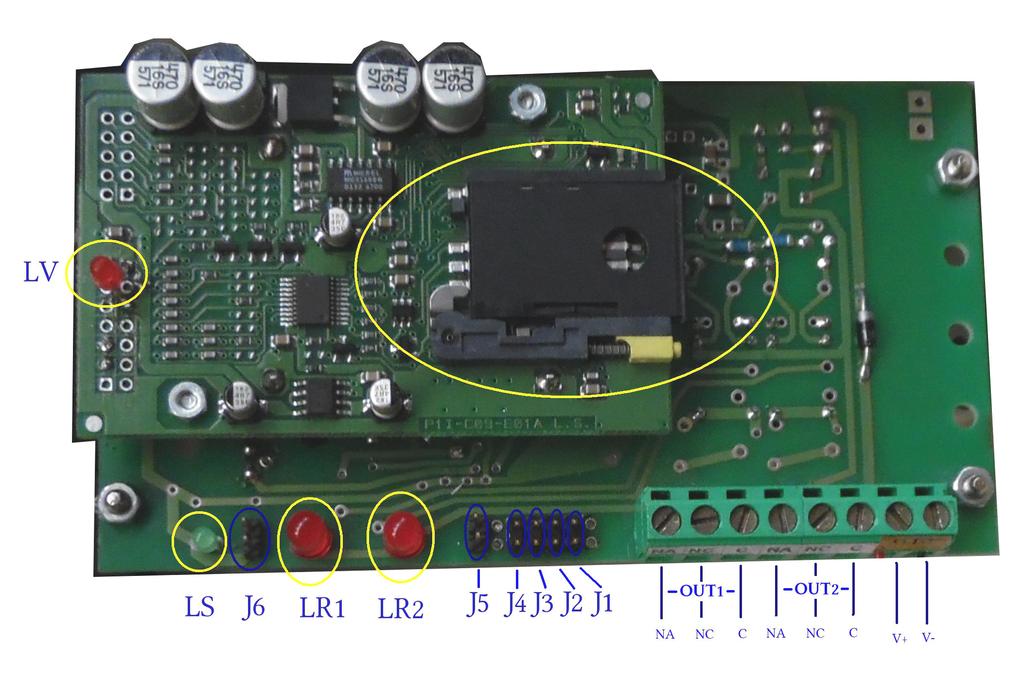 Connessioni elettriche e segnalazioni del dispositivo : Figura 2 : connessioni e segnalazioni del dispositivo SEGNALAZIONI LUMINOSE LV : LED SEGNALAZIONE PRESENZA CAMPO LS : LED SEGNALAZIONE READY