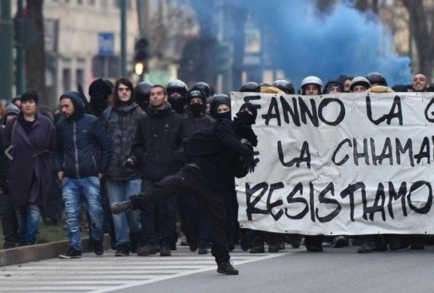 SABATO 9 FEBBRAIO 2019 20.26.00 TORINO: SINDACATO ES, IN ATTO TERRORISMO DI PIAZZA, FORZE POLITICHE CONDANNINO = Roma, 9 feb.