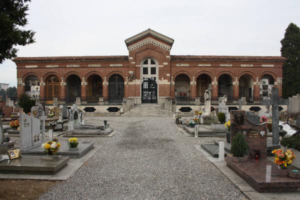 Cimitero - complesso Bovisio-Masciago (MB) Link risorsa: http://www.lombardiabeniculturali.