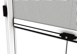 VERTICALE /93 VARIANTE CON BOTTONE Versione completa di zanzariera a scorrimento verticale a molla con la guida per lo scorrimento per l avvolgibile, disponibile con ingombro da e 78 mm.