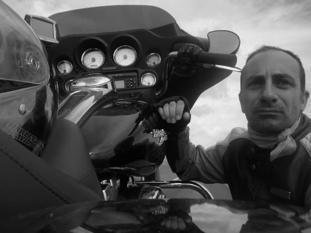 PROGETTO, DISEGNO DEL TOUR E TESTI Marco Mencaccini Titolare e fondatore progetto America in Moto Kanaloa Fly & Ride è leader in Italia nell organizzazione di Ride motociclistici americani ed è
