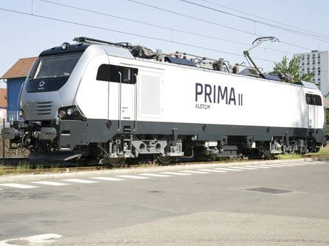 Interoperabilità: materiale rotabile Alstom PRIMA e PRIMA II Locomotiva multisistema Potenza : 6000 kw Velocità: 140 km/h Tensione di alimentazione: 15 kvac - 25 kvac 3 kvdc -1,5 kvdc Prima è una