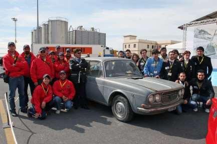 Il Museo temporaneo dei veicoli d epoca, che si è svolto all interno dei magazzini dell olio del porto di Oneglia nel 20, ha visto coinvolti gli studenti della provincia di Imperia ed in particolare