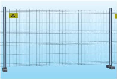 La qualità e durabilità nel tempo di questa recinzione da cantiere è proporzionale alla tipologia di filo e tubi utilizzati per produrla.