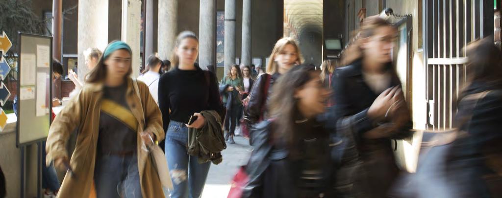 a.a. 2019/2020 Profilo Lingue per il management e il turismo Il profilo fornisce un ampia formazione economico-giuridica dedicata ai problemi della gestione del turismo nonché una approfondita