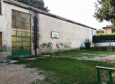 CROWDFUNDING Presentazione progetto 2019 Scuola Elementare Anna Frank - cortile * Eliminare buchi e dislivelli; * Creare l accesso per le carrozzine; * Risistemare la struttura in legno; * Creare