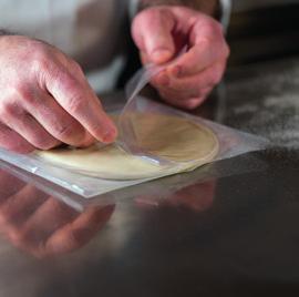 La cottura della pizza va effettuata a temperature superiori ai 300 C, mentre per le ricette di Vincenzo Mascio, si possono
