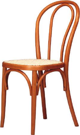 ART. 101 88 40 40 Sedia in faggio. Sedile in canna. Disponibile anche in legno. Beech chair. Cane seat.