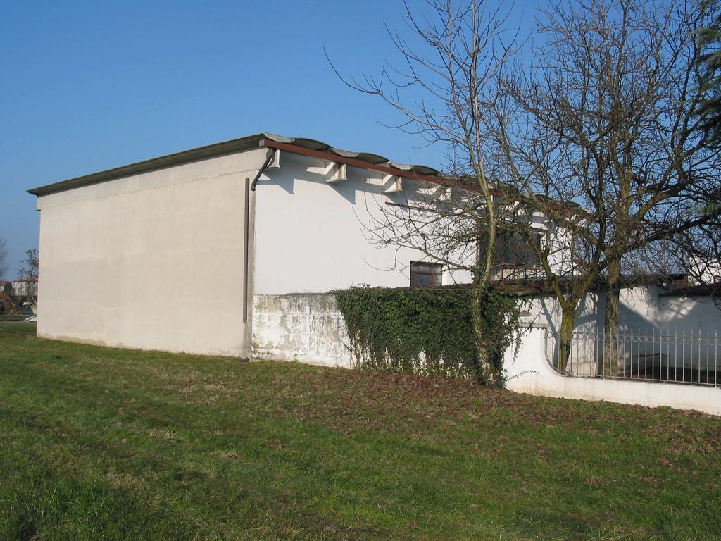 CENSIMENTO FABBRICATI NON PIU FUNZIONALI ALLE ESIGENZE DEL FONDO AGRICOLO N. 25 riferimento edificio (vedi TAV.1 scala 1/5000) Denominazione azienda: IMM. TA NYA S.n.c. Ubicazione: Via del Bosco Categoria edificio: rurale Z.