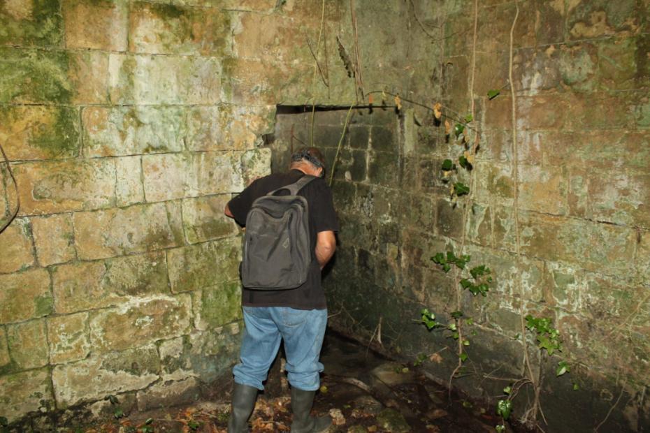 Ingresso del sito Le sorgenti di Carlo Magno Grotta della Monaca E una