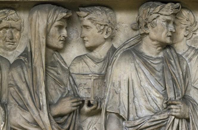 L Ara Pacis, quasi un film scolpito nel marmo In pieno Campo Marzio Augusto pone l altare dedicato alla pax romana.
