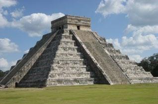 In Messico tutto è cultura, le grandi civiltà dei Maya e degli Aztechi ancora oggi stupiscono per il livello di conoscenza raggiunto oltre che per la bellezza della loro arte; tutto è natura, una