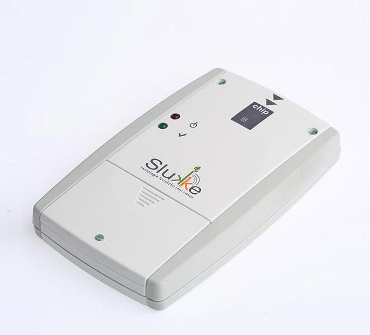 90011 - VAL È la rivoluzionaria valvola termostatica da radiatore wireless per la gestione avanzata delle strutture alberghiere.