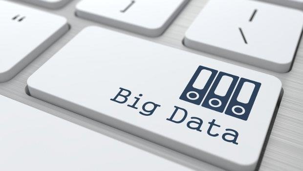 3. BIG DATA & ADVANCED ANALYTICS Si parla di Big Data quando si ha un dataset talmente grande di informazioni anche eterogenee (non soltanto di dati strutturati, come i database, ma anche non