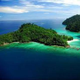 costa nord-orientale e il più noto è il Sugut che si getta nel Mar di Sulu.