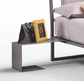 Tavolino e modulo libreria con tessuto, optional. 3,5 2 Structure in metal, dusty grey or silk colour as standard, six colours on request; with antitouch matt anthracite top.