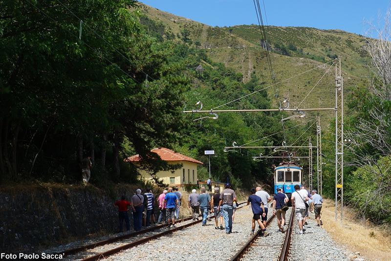 col pdm) tra i pali sopra il viadotto Rovena I: Il