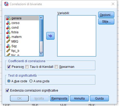 Correlazione in SPSS 2 Il riquadro Test di significatività permette di scegliere l opzione bidirezione ( A due code, preferibile) o monodirezionale ( A una coda