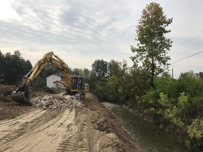 Il Consorzio, inoltre, come al solito sta procedendo a numerosi interventi di manutenzione ordinaria: a Bassano del Grappa: canale Medoaco a monte Centrale, argini fiume Brenta, canale Unico 1,