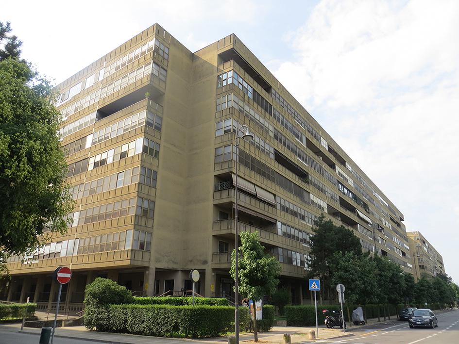 TRIBUNALE DI MILANO III Sez. Civile Esecuzione IMMOBILIARE RGE 951/2017 creditore procedente: creditore intervenuto: debitrice esecutata: Giudice Esecutore: custode: udienza ex art. 569 c.p.c.: CONDOMINIO V.