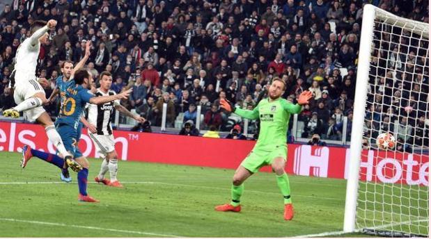 Champions: una grande Juventus vola ai quarti.