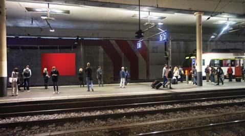 Formati Rail Beamer Bahnhof SBB Bern Le interessanti superfici di proiezione, di 10 m 2 ciascuna, richiamano fortemente l
